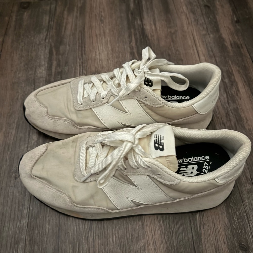 Women’s new balance 237